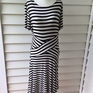 Trulli Dress Womens XL Black White Striped Short Sleeve Stretch Fit N Flare Midi